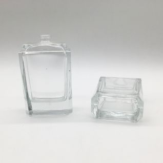 GLASS BOTTLE
