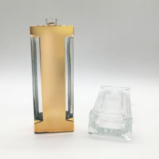 GLASS BOTTLE