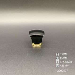 PLASTIC CAP